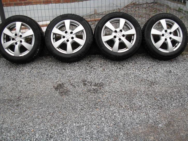 Audi A3 -VW Golf 5, 6, 7 winterset - 205/55 R16 91H, Auto-onderdelen, Banden en Velgen, Banden en Velgen, Winterbanden, 16 inch