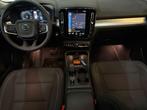 Volvo XC40 T2 Automaat Navi LED Camera Garantie Benzine, Auto's, Volvo, Stof, Gebruikt, Wit, Bedrijf
