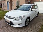 Hyundai i30 CW stationwagen, Voorwielaandrijving, Euro 5, Stof, Zwart