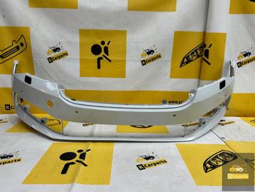 Skoda Super B Facelift Voorbumper 4xPDC KLS 8v0807221 bumper beschikbaar voor biedingen