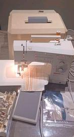 Bernina 1090, Hobby en Vrije tijd, Naaimachines en Toebehoren, Ophalen of Verzenden, Zo goed als nieuw, Naaimachine, Bernina