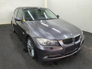 BMW Voorkop  E90 E91 (plaatwerk verlichting xenon  koelers e beschikbaar voor biedingen
