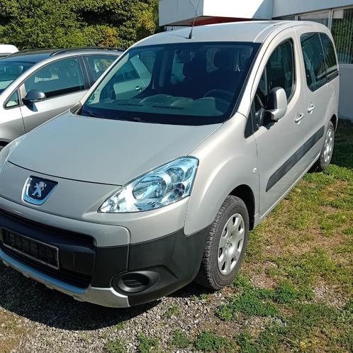 PEUGEOT PARTNER TEPEE BENZINE ,WAARBORG,KEURING VERKOOP, Auto's, Peugeot, Bedrijf, Te koop, Partner Tepee, ABS, Airbags, Airconditioning