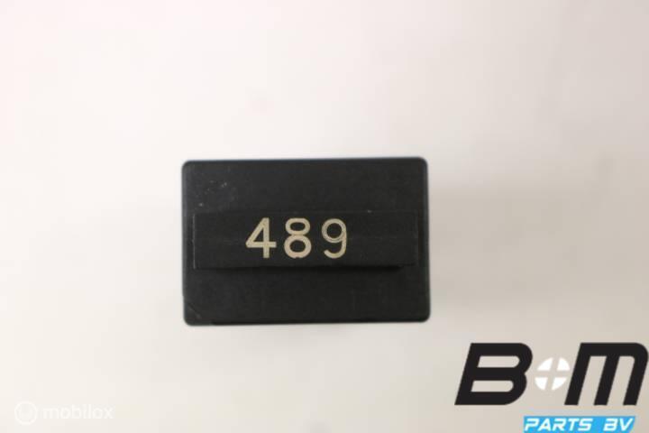 Contact relais remlicht 489 Volkswagen Polo 9N3, Auto-onderdelen, Overige Auto-onderdelen, Gebruikt
