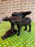 Drie buffels en asbak., Ophalen