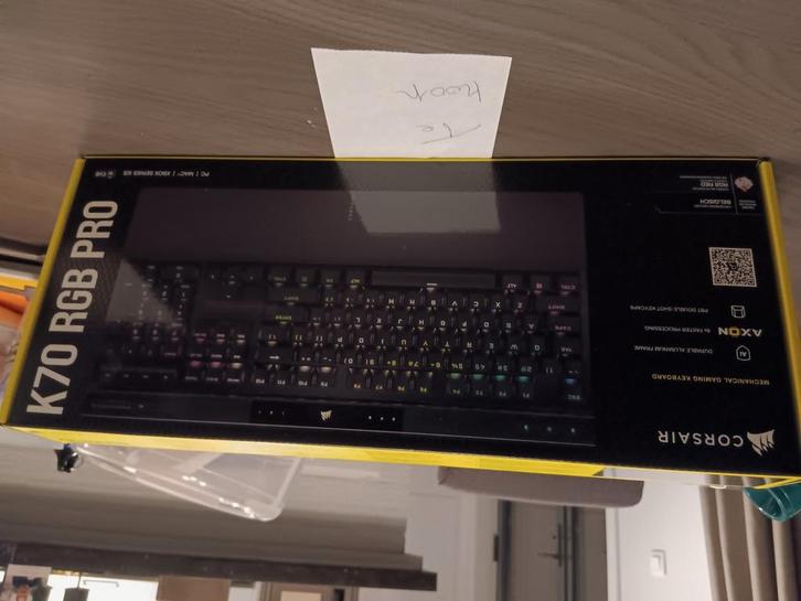 Corsair K70 RGB PRO, Computers en Software, Toetsenborden, Azerty, Bedraad, Ophalen