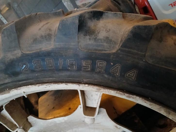 sproeiwielen, smalle wielen, Zakelijke goederen, Landbouw | Onderdelen | Banden, Velgen en Assen, Ophalen