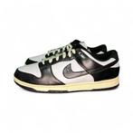 Nike Dunk Low Vintage Panda - 45.5 - FQ8899-100, Kleding | Heren, Schoenen, Verzenden, Zwart, Nike, Nieuw