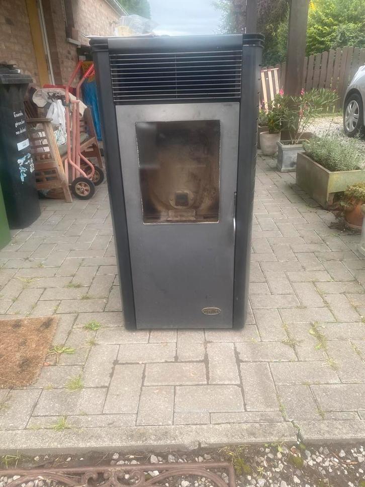 poêle à granulés, Huis en Inrichting, Kachels, Zo goed als nieuw, Pelletkachel, Ophalen of Verzenden