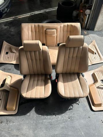 Bmw e30 leder interieur sedan 4deurs, Auto-onderdelen, Interieur en Bekleding, Ophalen, BMW