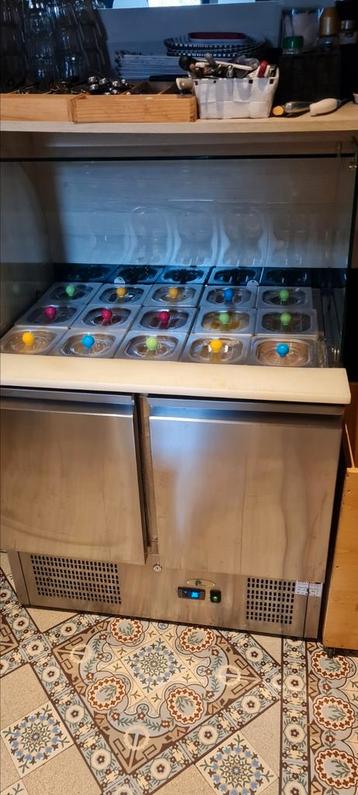 Saladette 15 pots inox beschikbaar voor biedingen