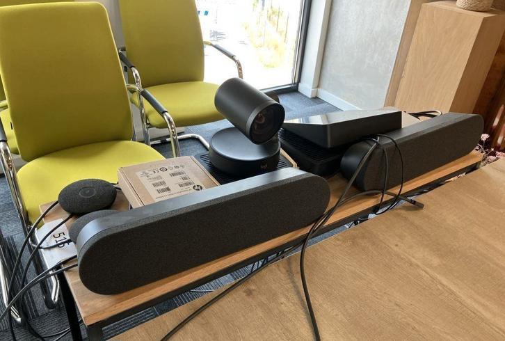 Videovergadersysteem LOGITECH RALLY, Audio, Tv en Foto, Overige Audio, Tv en Foto, Zo goed als nieuw, Ophalen of Verzenden