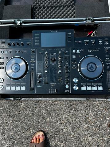 Pioneer DJ et 2 boîtiers, Musique & Instruments, DJ sets & Platines, Enlèvement, Utilisé, DJ-Set, Pioneer