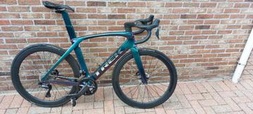 TREK MADONE Weinig Km , volledige stop  beschikbaar voor biedingen