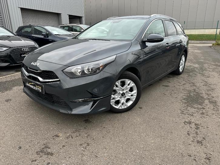 Kia Ceed SW benzine, 12/2023 CARPLAY/ CAMERA, Autos, Kia, Entreprise, Achat, (Pro) Cee d, ABS, Caméra de recul, Phares directionnels