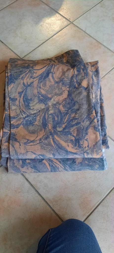 Gordijnen, Huis en Inrichting, Stoffering | Gordijnen en Lamellen, Ophalen, 100 tot 150 cm, Zo goed als nieuw, Blauw