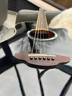 Gitaat yamaha acoustic/electric, Muziek en Instrumenten, Snaarinstrumenten | Gitaren | Elektrisch, Ophalen