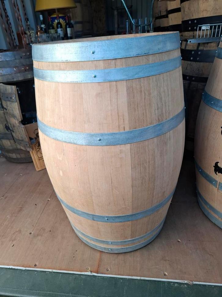 Bordeaux wijnvaten gebleekt  en geschuurd! Een EYECATHER, Zakelijke goederen, Horeca | Meubilair en Inrichting, Ophalen