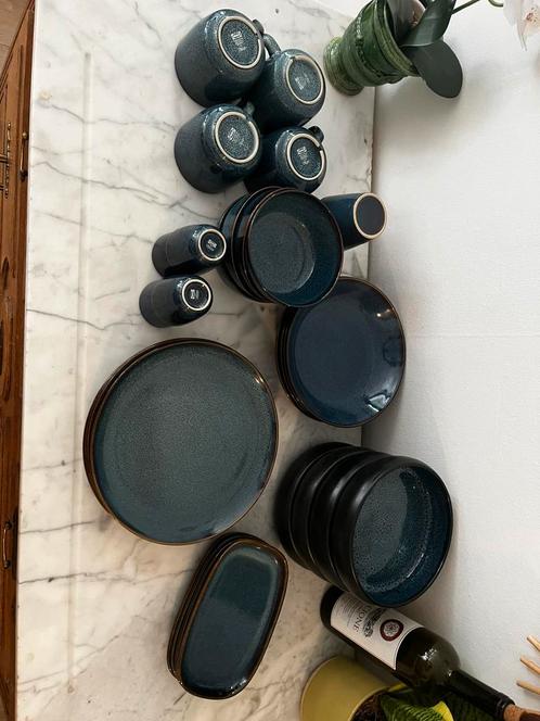 Lot complet vaiselle en porcelaine bleu marine ikea, Huis en Inrichting, Keuken | Servies, Zo goed als nieuw, Compleet servies