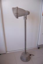 LAMPE INDUSTRIELLE, Ophalen