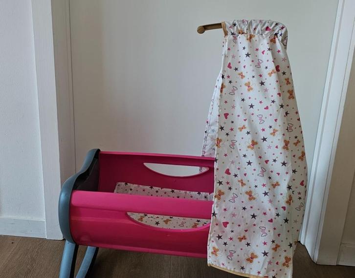 Leuk poppenwiegje, Kinderen en Baby's, Speelgoed | Overig, Gebruikt, Ophalen