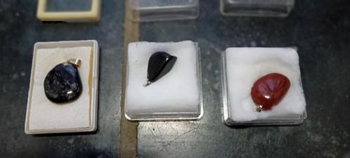 pendentif ( divers ), Handtassen en Accessoires, Kettinghangers, Nieuw, Steen of Mineraal, Overige kleuren, Overige voorstellingen