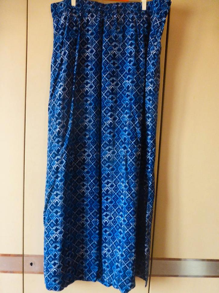 Lange blauwe rok T: L, Kleding | Dames, Rokken, Zo goed als nieuw, Blauw, Ophalen of Verzenden