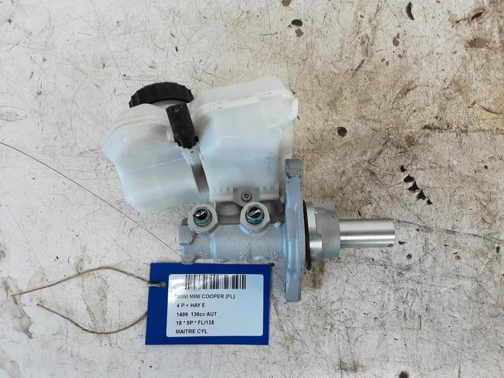 HOOFDREMCILINDER Mini Mini (F55) (09-2013/10-2017), Auto-onderdelen, Remmen en Aandrijving, Mini, Gebruikt
