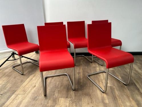Tweedehands Vitra .05 stoel rood, Huis en Inrichting, Stoelen, Gebruikt, Vijf, Zes of meer stoelen, Kunststof, Stof, Rood, Ophalen of Verzenden