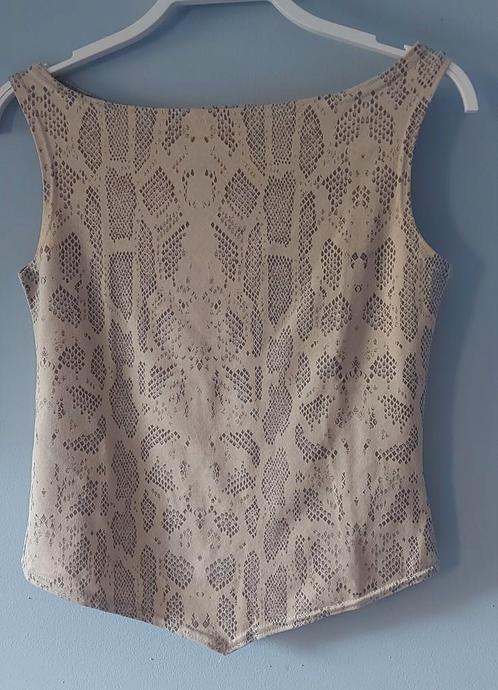 Top court beige imprimé serpent t.S, Kleding | Dames, Topjes, Gedragen, Maat 36 (S), Beige, Zonder mouw, Ophalen