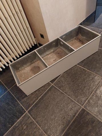 vintage plantenbak wit voor binnenhuis beschikbaar voor biedingen