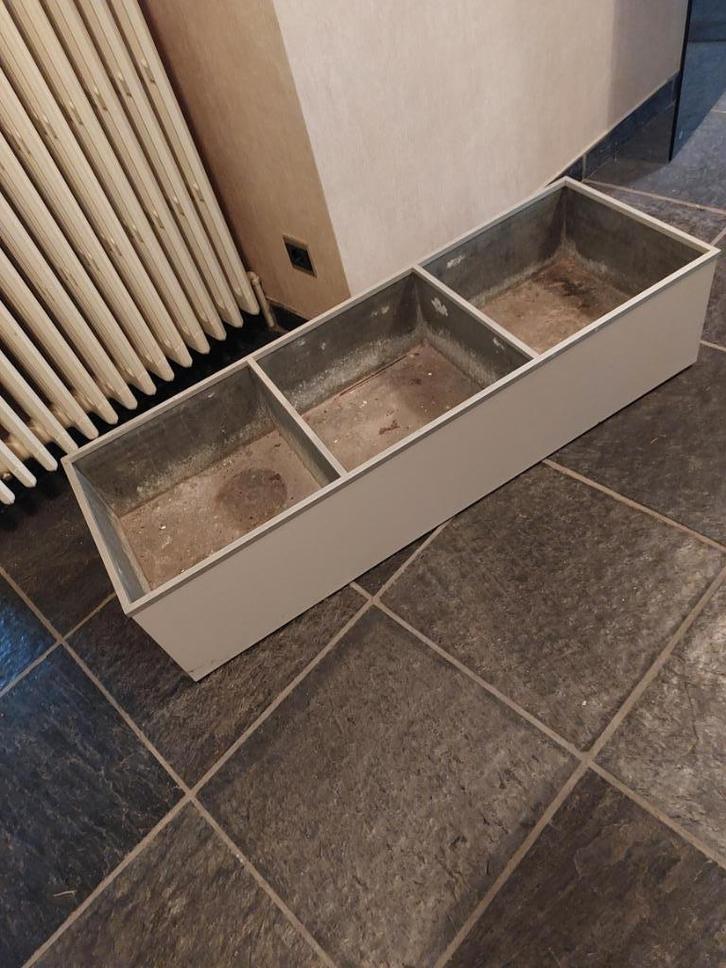 vintage plantenbak wit voor binnenhuis, Tuin en Terras, Bloembakken en Plantenbakken, Gebruikt, Kunststof, Binnen, Minder dan 30 cm