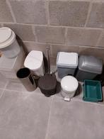 Vuilbakjes en klein gerief uit te kiezen aan 2 euro per stuk, Huis en Inrichting, Ophalen