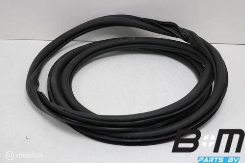 Portierrubber links of rechtsvoor Audi Q2 81A 81A831721, Autos : Pièces & Accessoires, Autres pièces automobiles, Utilisé