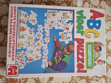 ABC Sesamstraat puzzle beschikbaar voor biedingen