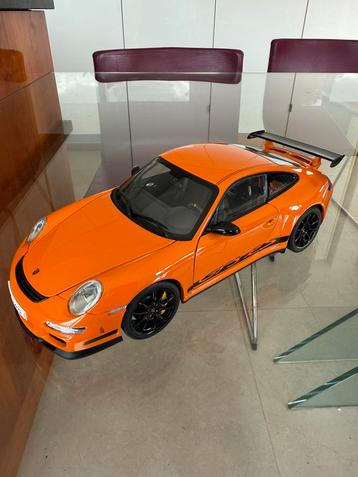 Rare Porsche 911 Gt3 RS 1:18 autoart sans boîte beschikbaar voor biedingen