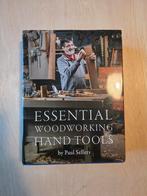 Essential woodworking hand tools by Paul Sellers, Paul sellers, Enlèvement ou Envoi, Comme neuf, Travail du bois