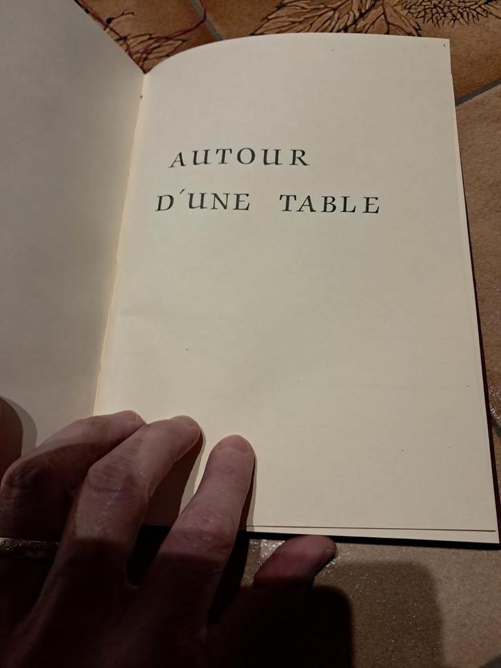 Notitieboek „Rond een tafel”, Diversen, Notitieboeken, Gebruikt, A5, Ophalen of Verzenden