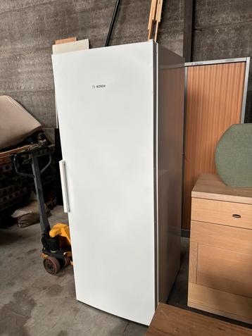 Bosch Diepvries 400L Totaal - Goede staat! beschikbaar voor biedingen