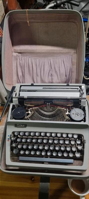 Erika Typmachine, Enlèvement ou Envoi, Comme neuf