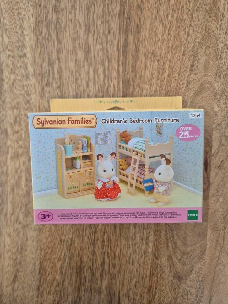 Epoch Sylvanian Families 4254 : Children's Bedroom Furniture, Kinderen en Baby's, Speelgoed | Actiefiguren, Nieuw, Ophalen of Verzenden