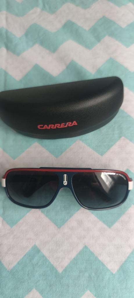 Lunettes de soleil enfants  marque Carrera, Kinderen en Baby's, Kindermode-accessoires, Zo goed als nieuw, Ophalen
