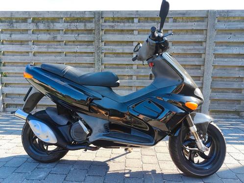 Scooter Gilera Runner 50cc (Topstaat!), Fietsen en Brommers, Scooters | Overige merken, Ophalen
