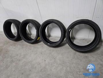 Nieuwe winterbanden 235/35R19 Pirelli Sottozero W240 beschikbaar voor biedingen