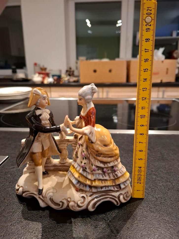 Statuette en porcelaine, Verzamelen, Porselein, Kristal en Bestek, Porselein, Ophalen of Verzenden