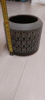 Bloempot donkergrijs, Enlèvement