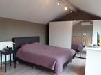 Boxspring 160 x 200 cm, bruine lederlook,in gebruikte staat., Huis en Inrichting, Slaapkamer | Bedden, Ophalen, Overige materialen