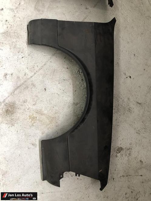 VW Passat B1 FL spatbord Spatscherm scherm rechts 321821022d, Auto-onderdelen, Carrosserie, Spatbord, Volkswagen, Rechts, Gebruikt