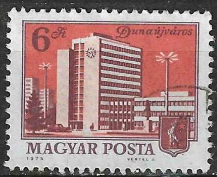 Hongarije 1975 - Yvert 2443 - Steden in Hongarije (ST), Postzegels en Munten, Postzegels | Europa | Hongarije, Verzenden