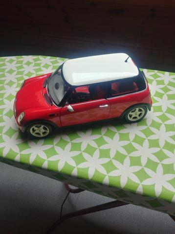 mini cooper schaal 1:12 beschikbaar voor biedingen